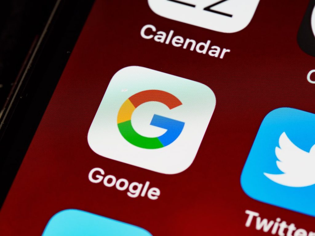 iphone, ios, home screen, close up, pixels, retina, smartphone, icon, ios 14, icon, screen, phone, google